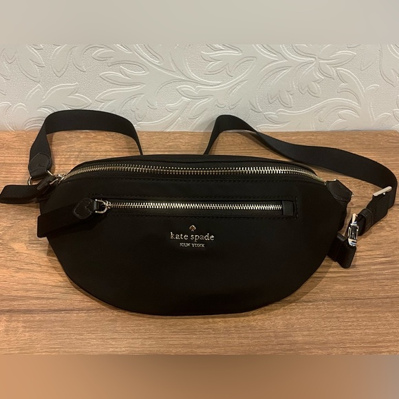 NWT Kate Spade Waist Bag ♠️ - Picture 5 of 5